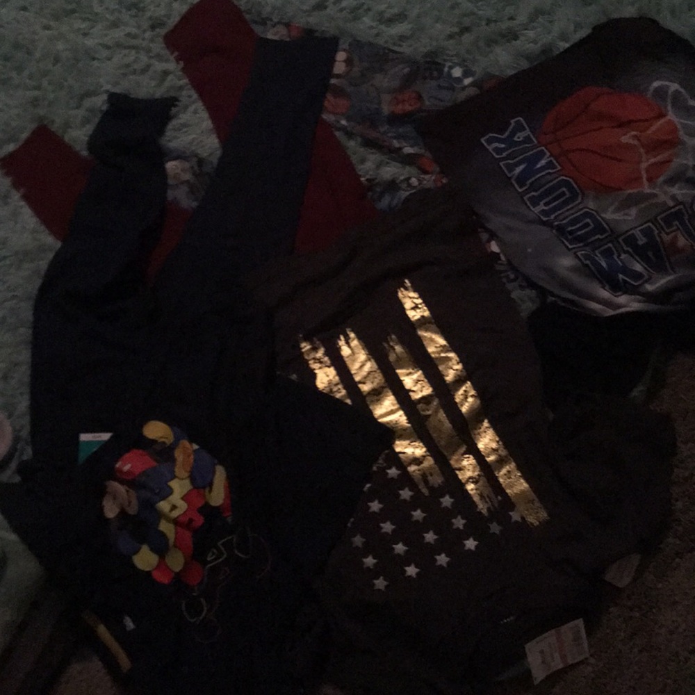 I’m selling Mickey Mouse shirt and star shirt
